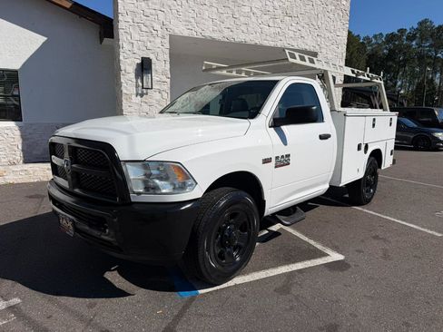 Used 2015 RAM 2500 Tradesman image 3