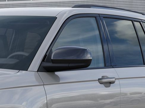 New 2025 Jeep Grand Cherokee Altitude image 13