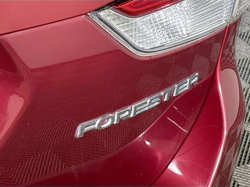 Certified 2022 Subaru Forester Limited image 26