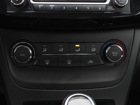 Used 2017 Nissan Sentra SV image 17