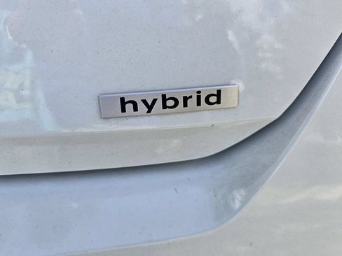Used 2025 Hyundai Elantra SEL FWD image 10