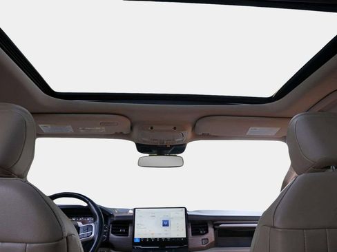 Used 2024 Ford Expedition Limited image 29