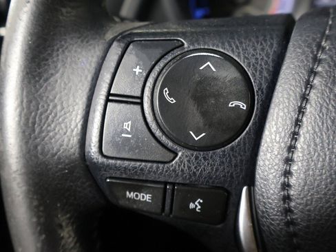 Used 2017 Toyota Corolla iM image 32