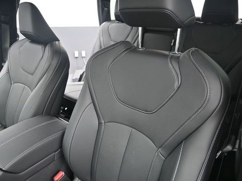 New 2026 INFINITI QX60 Luxe w/ Cargo Package FWD image 16