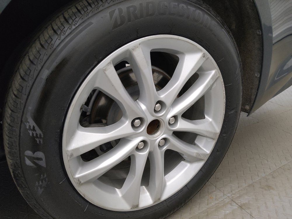 Used 2018 Chevrolet Malibu LT FWD image 31