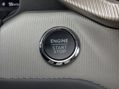 New 2026 Ford Explorer Active w/ Active Comfort Package image 32