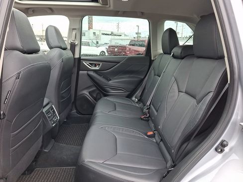 Used 2023 Subaru Forester Touring AWD/4WD image 14