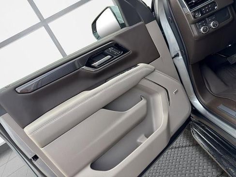 New 2026 GMC Yukon XL Elevation w/ LPO, Get Active Package image 42