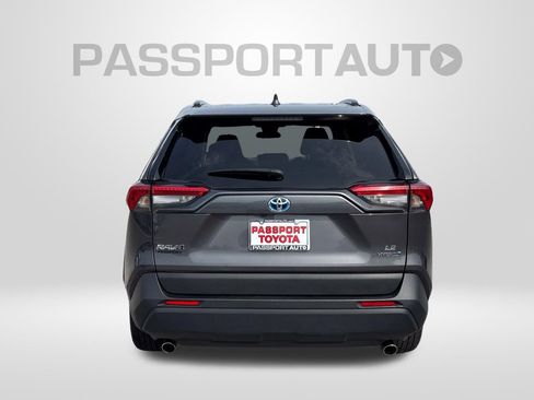 Certified 2024 Toyota RAV4 LE AWD/4WD image 6