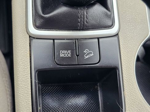 Used 2020 Kia Sportage LX image 20