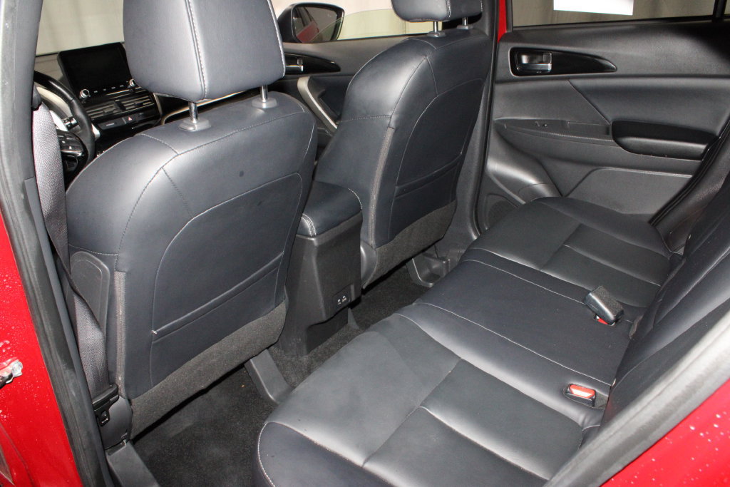 Used 2024 Mitsubishi Eclipse Cross SEL AWD/4WD image 22