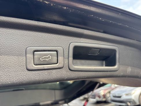 Used 2015 Subaru Forester 2.5i Limited image 25