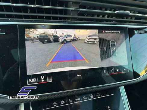 Used 2024 Audi RS Q8 image 29