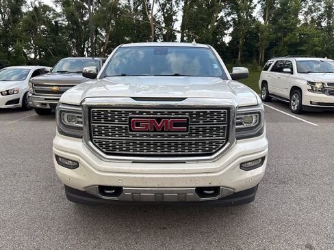 Used 2017 GMC Sierra 1500 Denali w/ Denali Ultimate Package AWD/4WD image 2