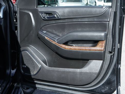 Used 2019 Chevrolet Tahoe LT w/ LT Midnight Edition RWD image 48