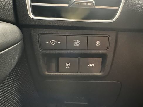 Used 2024 Hyundai Sonata SEL FWD image 18