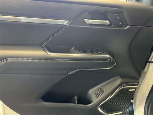 Certified 2025 GMC Acadia Elevation image 14