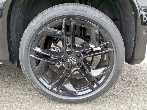 New 2026 Volkswagen Tiguan SE R-Line AWD/4WD image 5