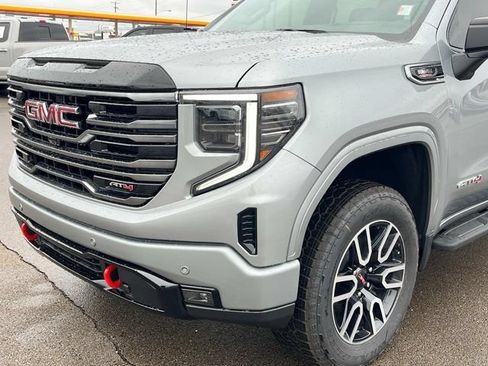 New 2026 GMC Sierra 1500 AT4 w/ AT4 Premium Package AWD/4WD image 11
