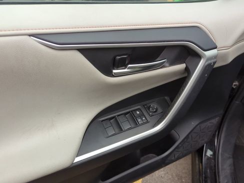 Used 2019 Toyota RAV4 Adventure w/ Carpet Mat Package image 9