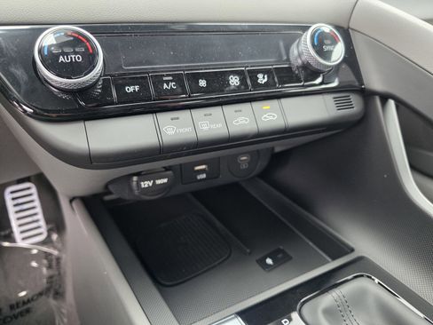 New 2025 Hyundai Elantra Sport image 26