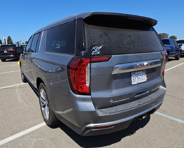 Used 2022 GMC Yukon XL Denali w/ Denali Ultimate Package AWD/4WD image 5