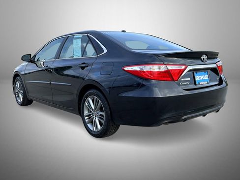 Used 2016 Toyota Camry SE w/ Protection Package (Q2) FWD image 7