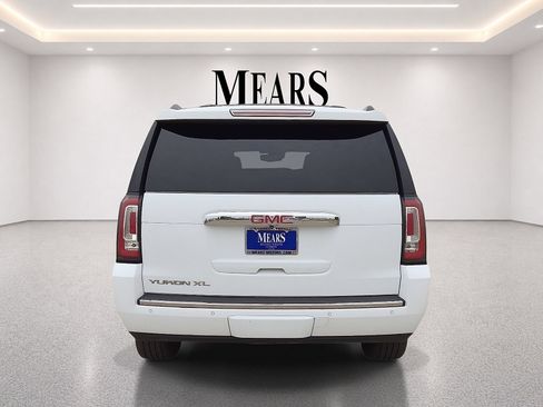 Used 2018 GMC Yukon XL Denali w/ Open Road Package AWD/4WD image 4