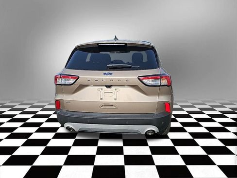 Used 2021 Ford Escape SE image 11