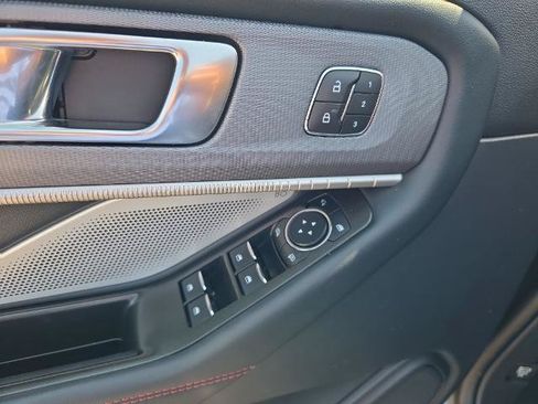 Certified 2025 Ford Explorer ST AWD/4WD image 21