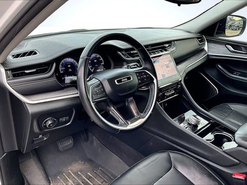 Used 2022 Jeep Grand Cherokee L Limited image 14