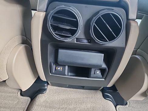 Used 2013 Land Rover LR4 HSE LUX AWD/4WD image 35