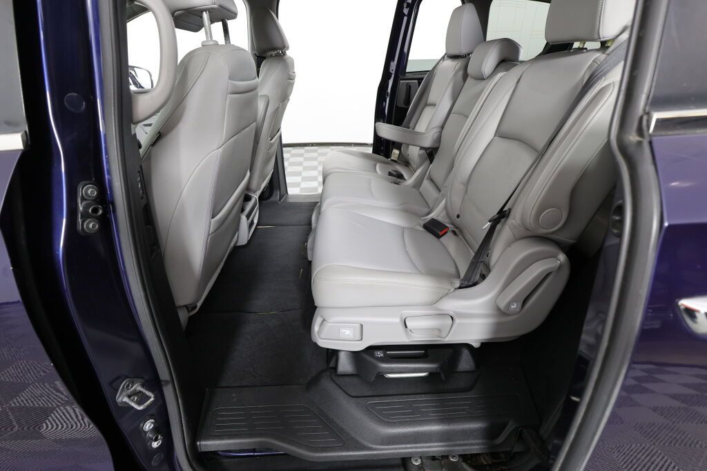 Used 2019 Honda Odyssey EX-L image 17