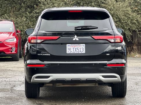 Used 2024 Mitsubishi Outlander SE image 5
