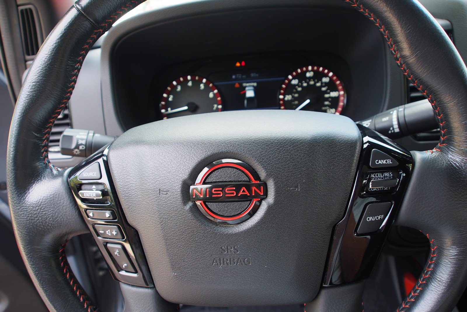 Used 2022 Nissan Frontier Pro-X RWD image 21