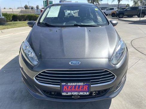 Used 2019 Ford Fiesta SE image 3