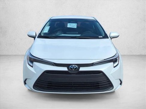 New 2026 Toyota Corolla LE image 2