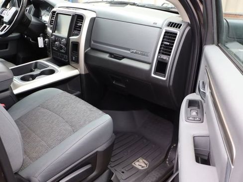 Used 2016 RAM 1500 Big Horn AWD/4WD image 44