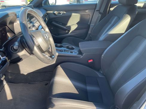 Used 2025 Honda Civic Sport image 25