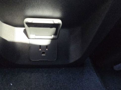 New 2026 GMC Canyon Elevation w/ Convenience Package image 23