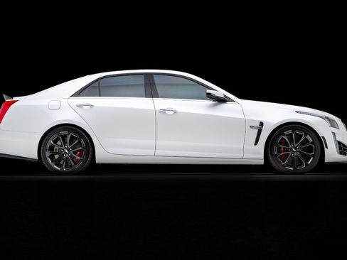 Used 2019 Cadillac CTS V w/ Carbon Fiber Package image 19