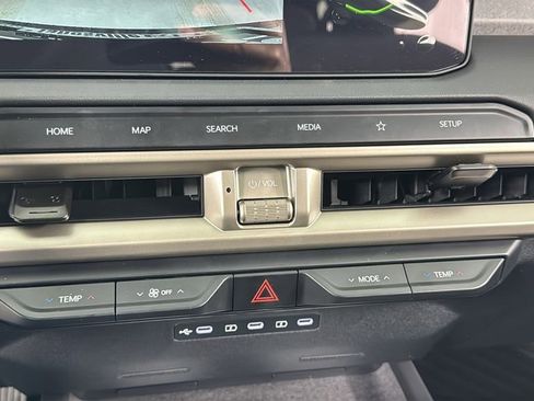 New 2027 Kia Telluride S image 28