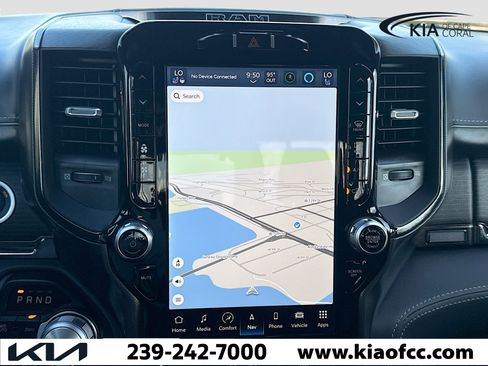 Used 2024 RAM 1500 Limited image 31