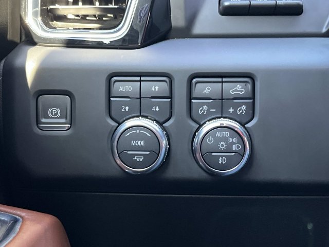 Certified 2024 GMC Sierra 1500 Denali Ultimate AWD/4WD image 35