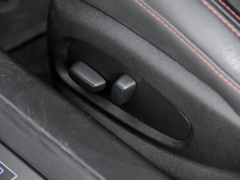 Used 2019 Chevrolet Camaro ZL1 image 27