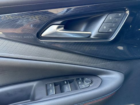 Used 2024 Chevrolet Blazer EV RS image 12