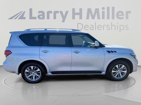 Used 2016 INFINITI QX80 4WD w/ Driver's Assistance Package image 7