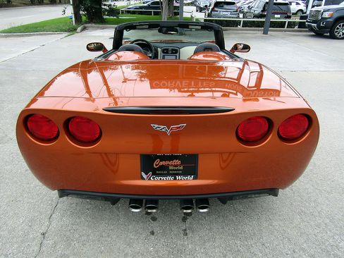 Used 2008 Chevrolet Corvette Convertible w/ Preferred Equipment Group RWD image 6