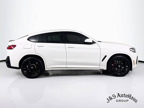Used 2022 BMW X4 xDrive30i w/ M Sport Package 2 image 8