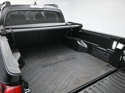 Used 2023 Toyota Tacoma SR image 22